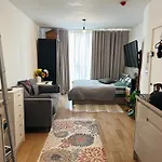Cosy Studio In Clapham Old Town